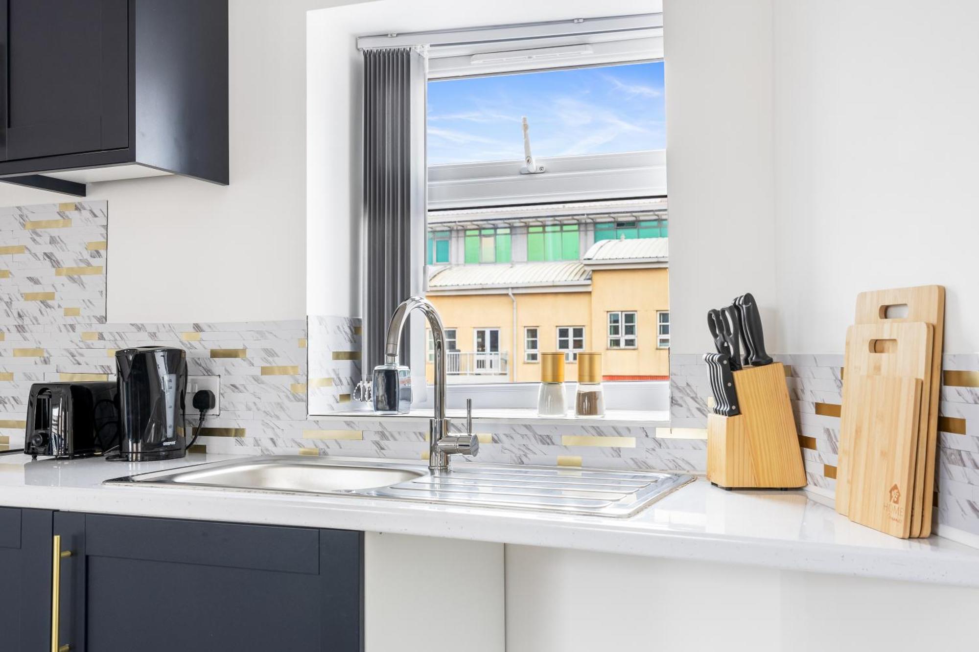 Boutique Family Apartment In Jewellery Quarter For 6 เบอร์มิงแฮม ภายนอก รูปภาพ
